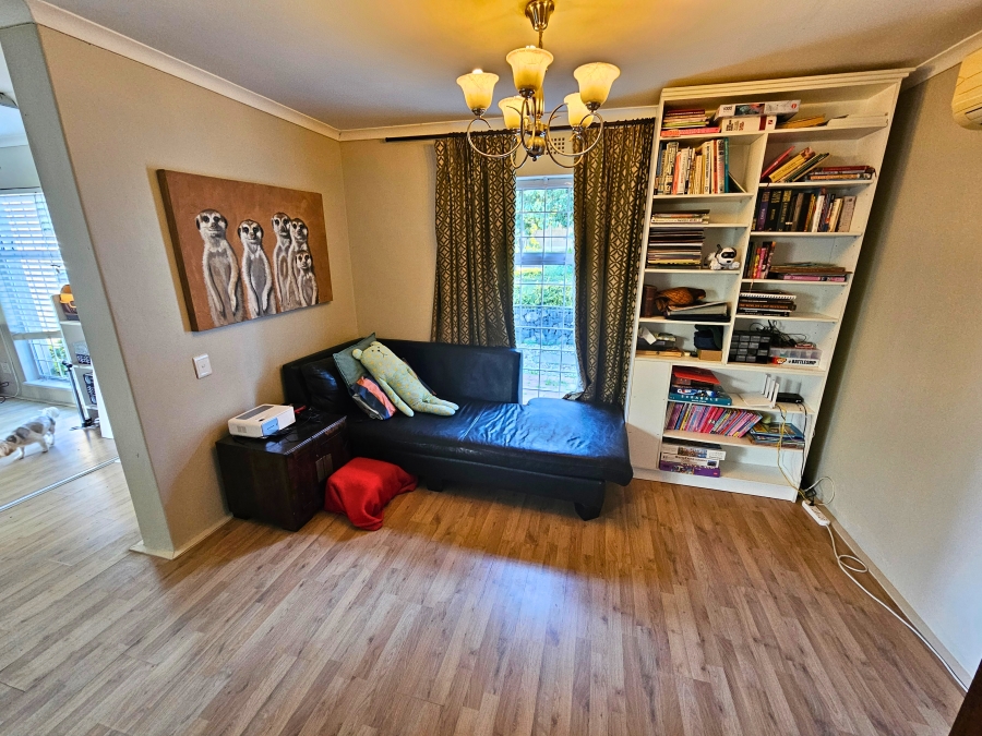 To Let 1 Bedroom Property for Rent in De Bron Western Cape